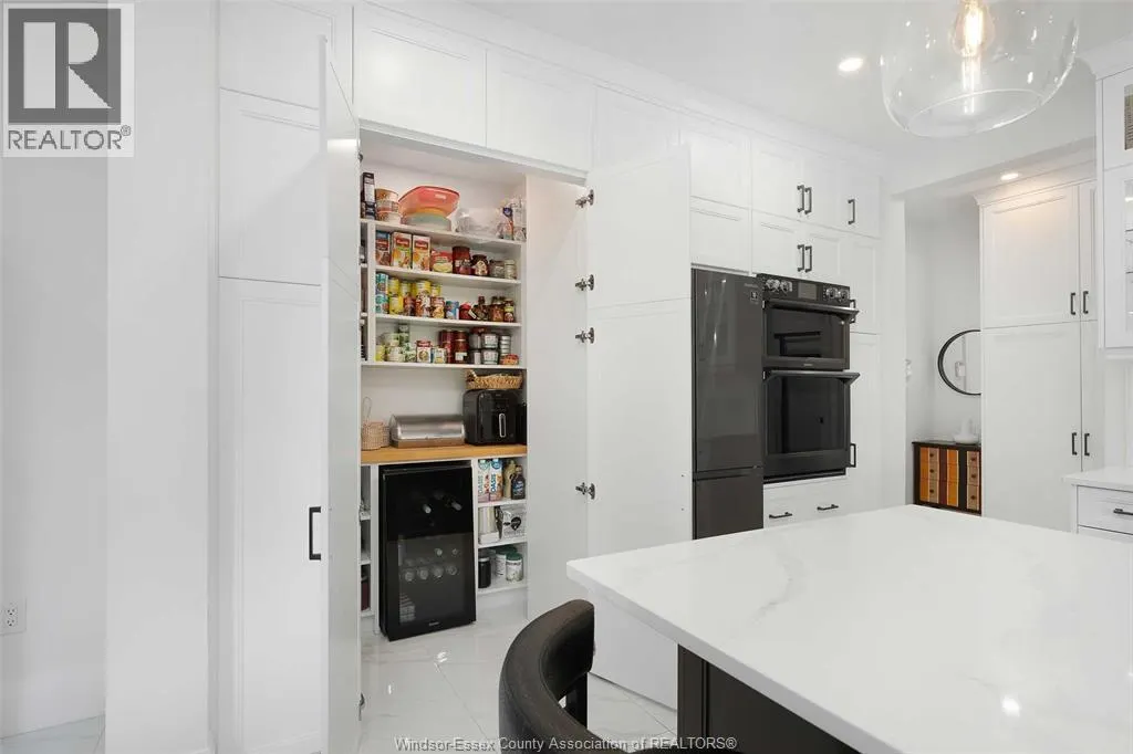 5068 WHISPERING PINES