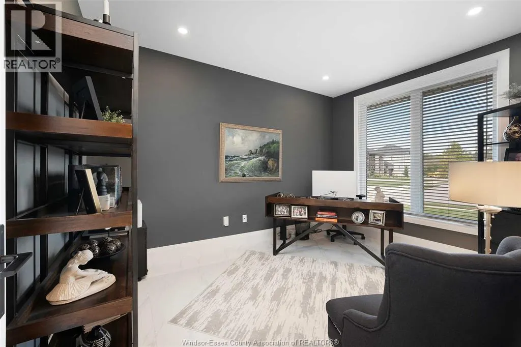 5068 WHISPERING PINES