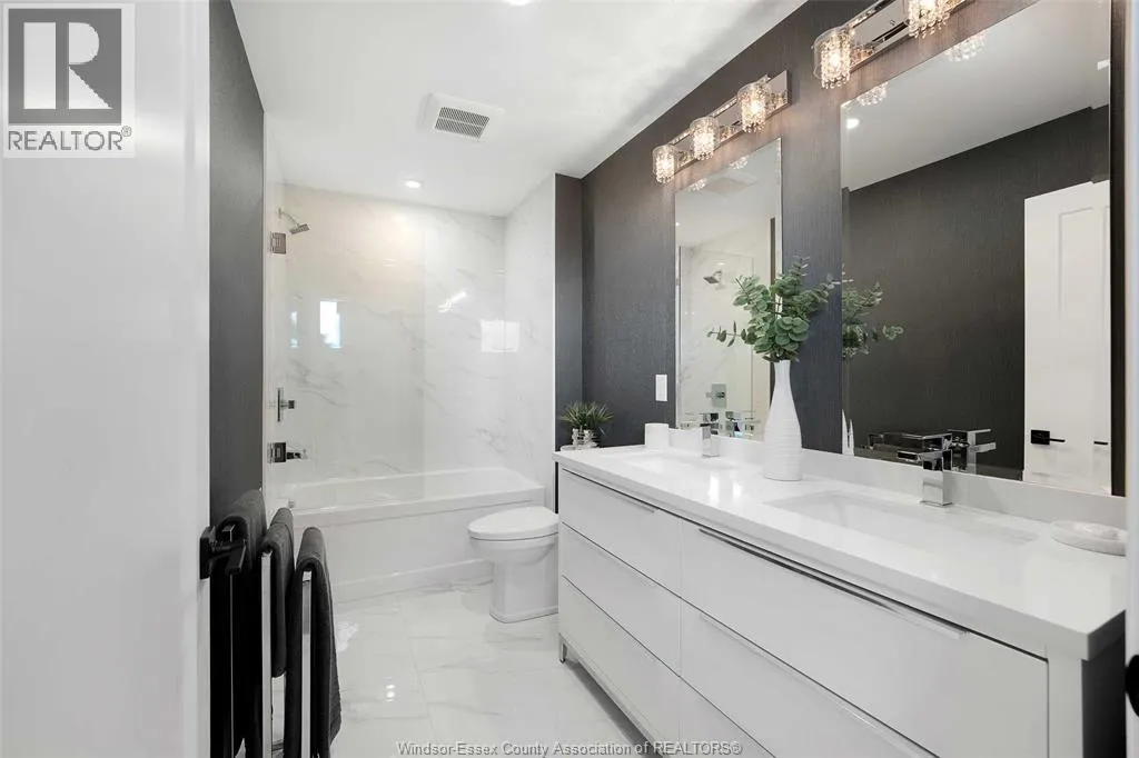 5068 WHISPERING PINES