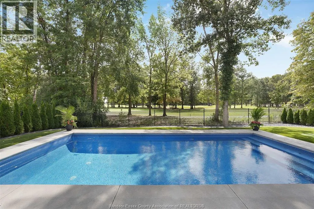 5068 WHISPERING PINES