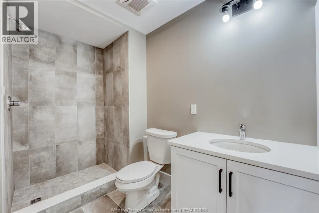 4578 HURON CHURCH LINE ROAD Unit# 109
