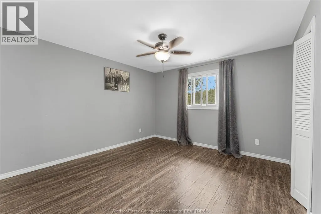 7047 GIARDINI Sideroad