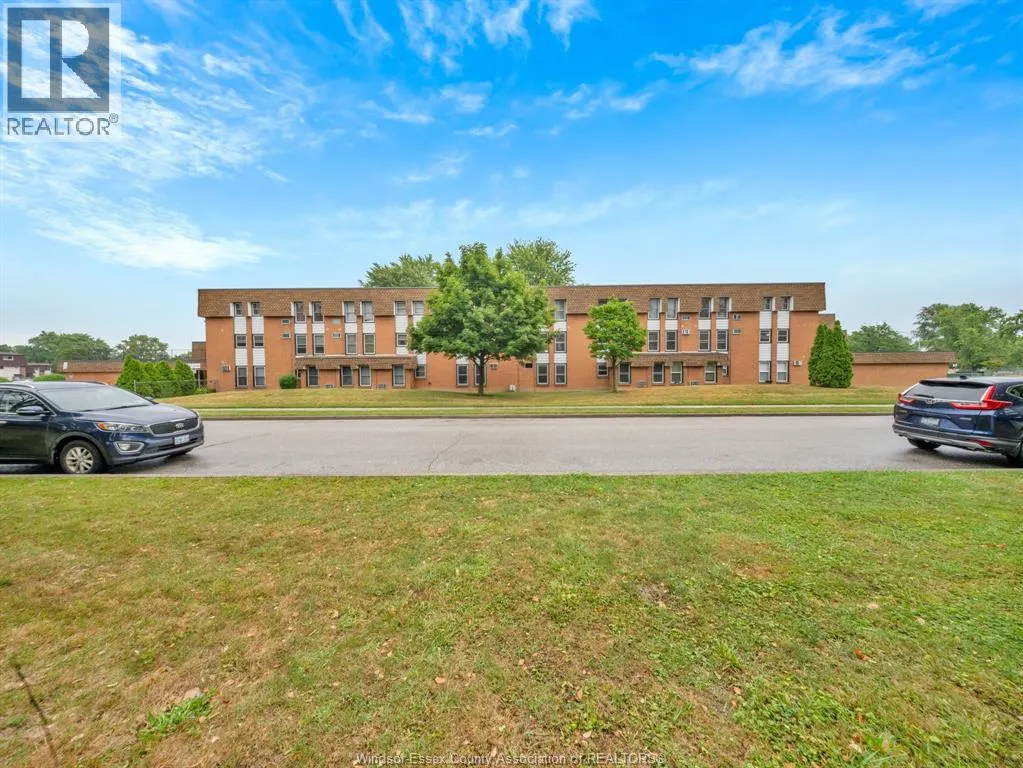 6211 THORNBERRY CRESCENT Unit# 250