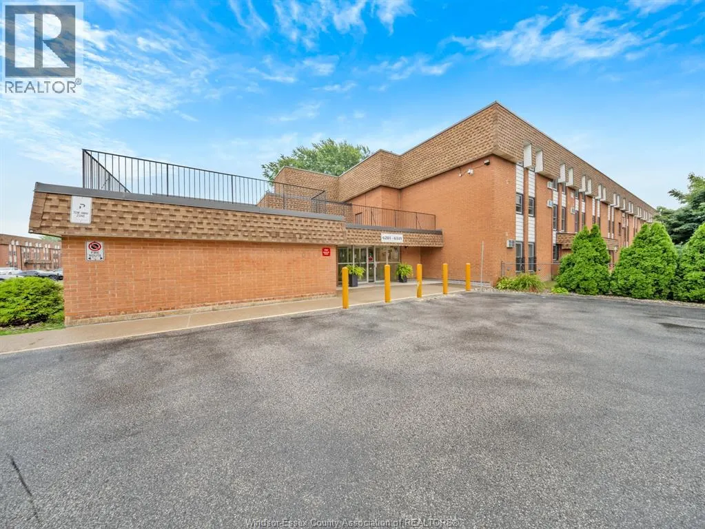 6211 THORNBERRY CRESCENT Unit# 250