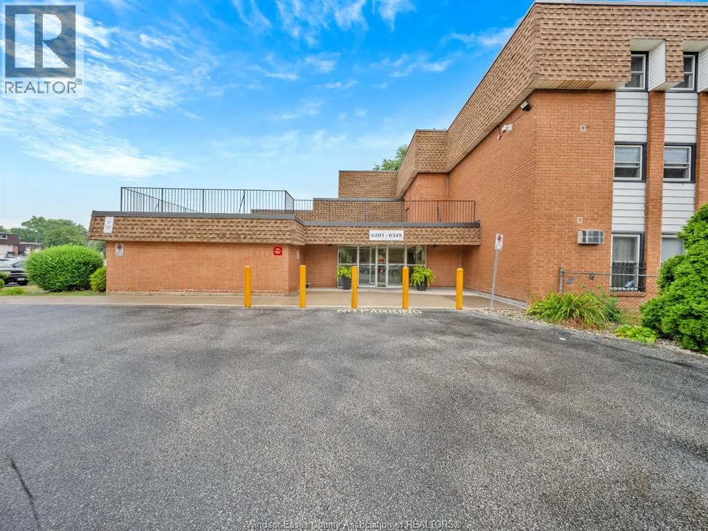 6211 THORNBERRY CRESCENT Unit# 250