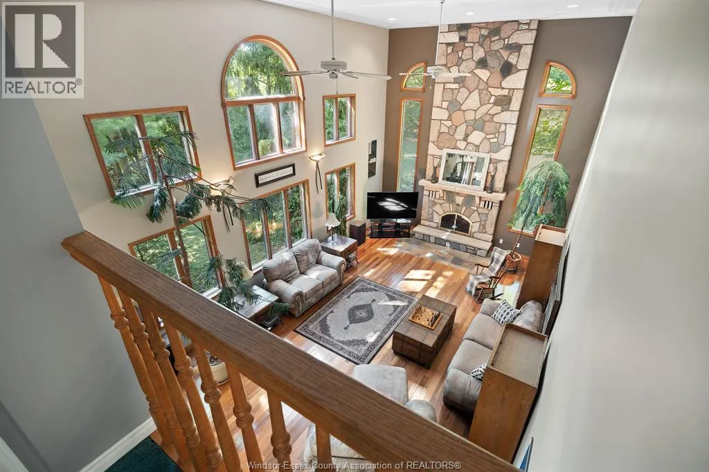 1110 SNAKE LANE