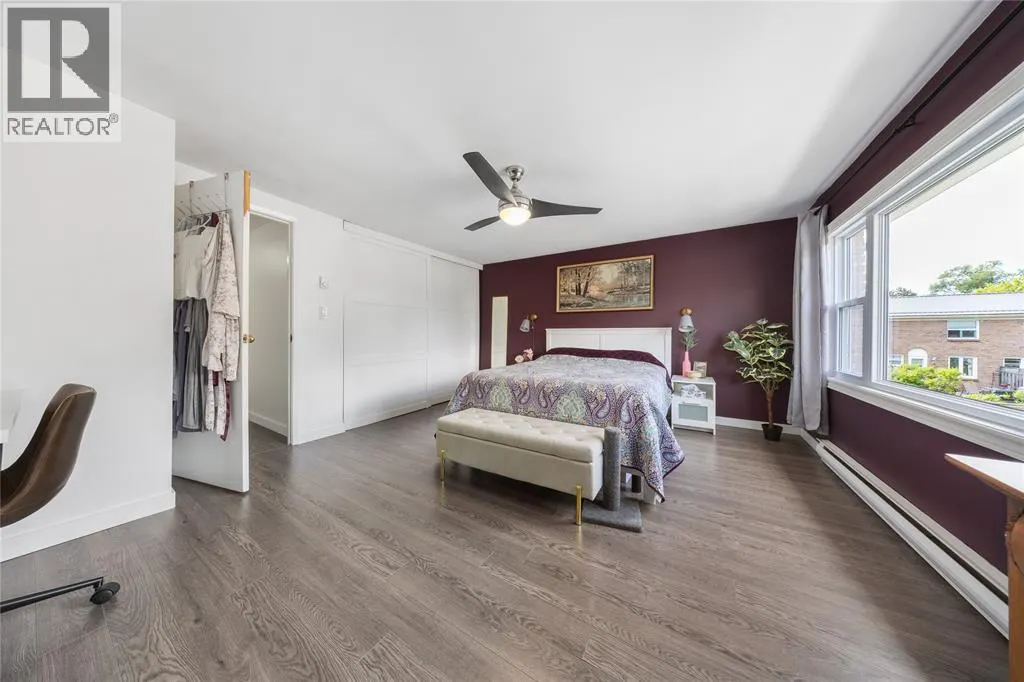 889 CARLETON PLACE Unit# 1, #1