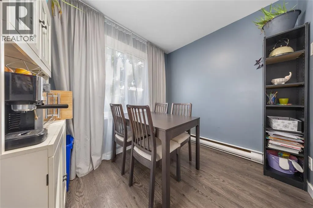 889 CARLETON PLACE Unit# 1, #1