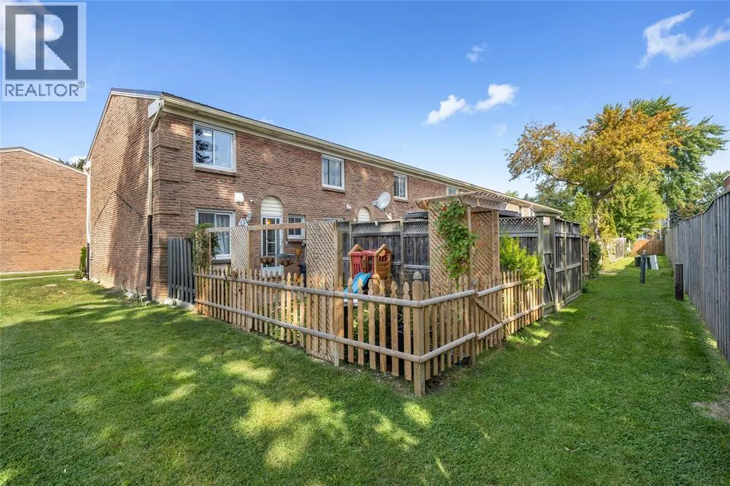 889 CARLETON PLACE Unit# 1, #1