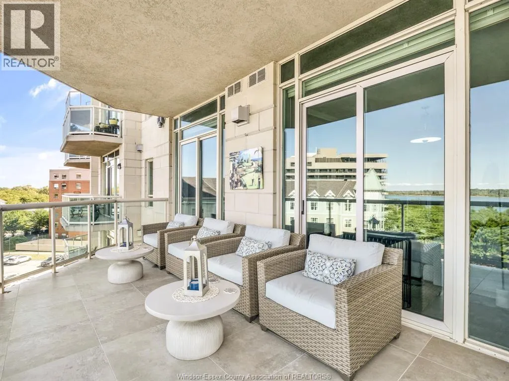 5055 RIVERSIDE DRIVE East Unit# 504
