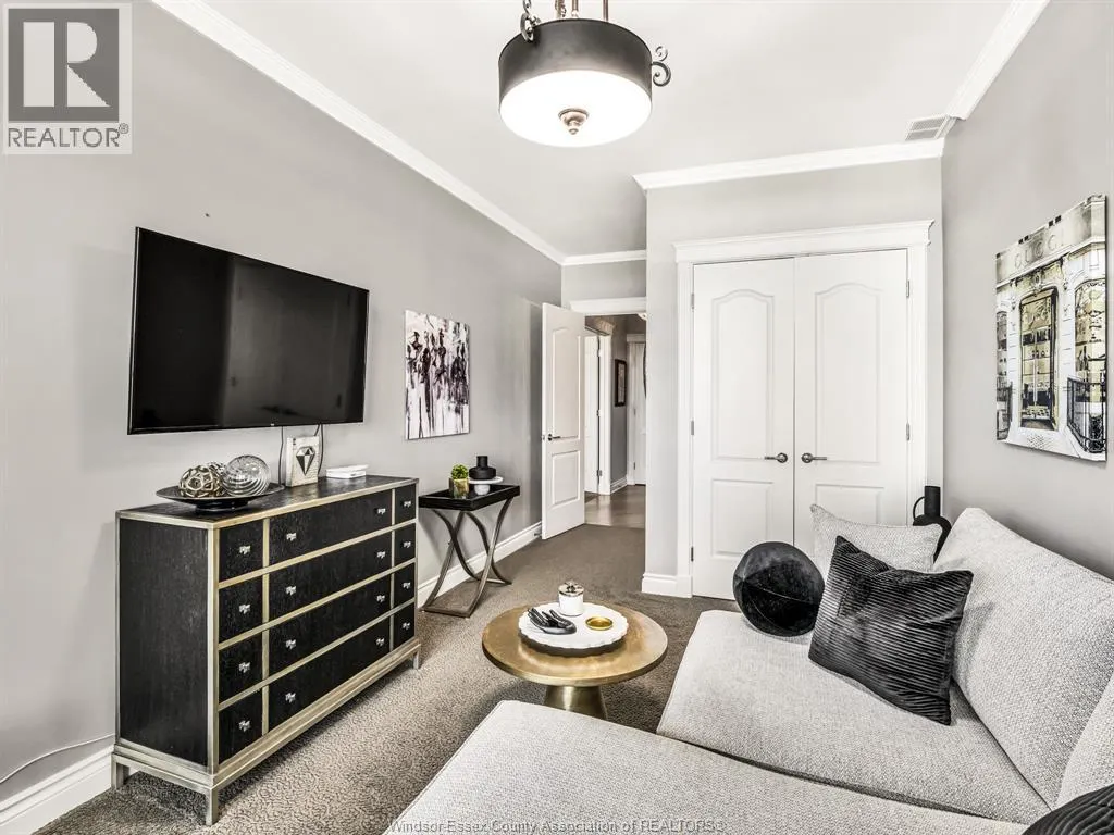 5055 RIVERSIDE DRIVE East Unit# 504