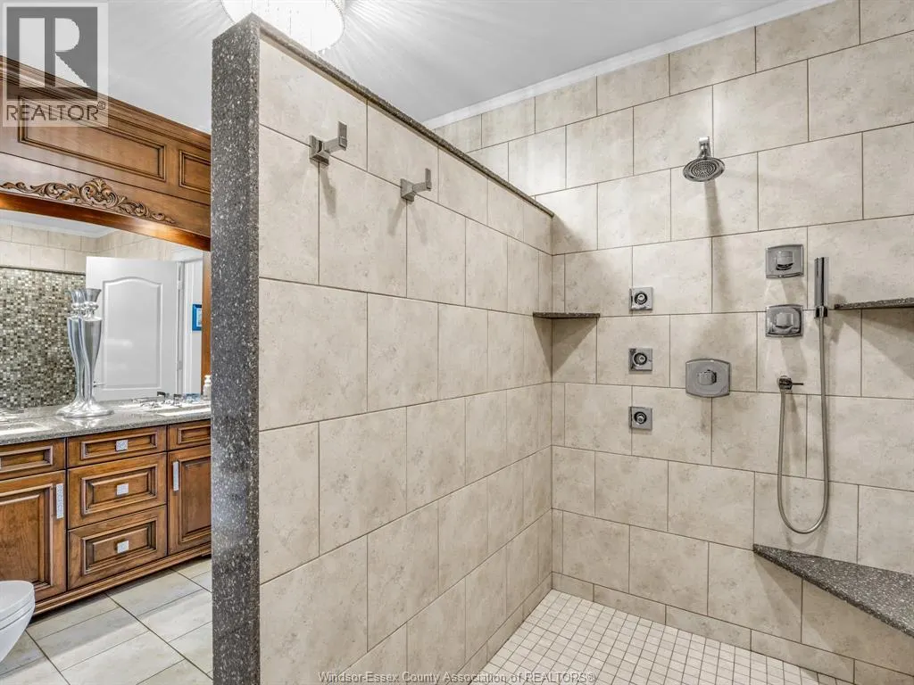 5055 RIVERSIDE DRIVE East Unit# 504