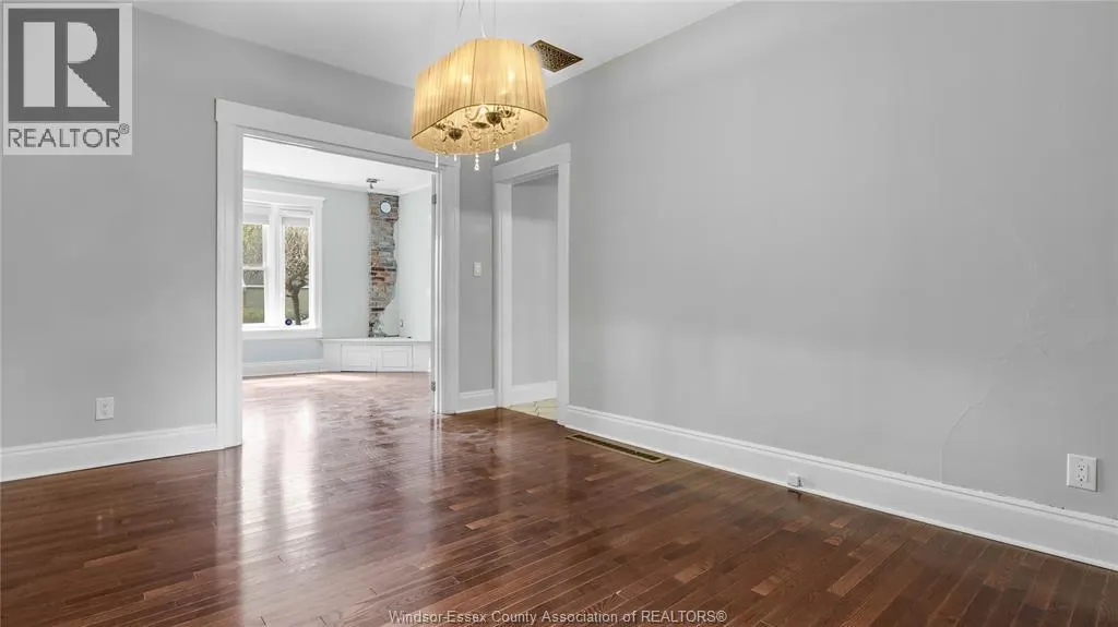 952 Monmouth
