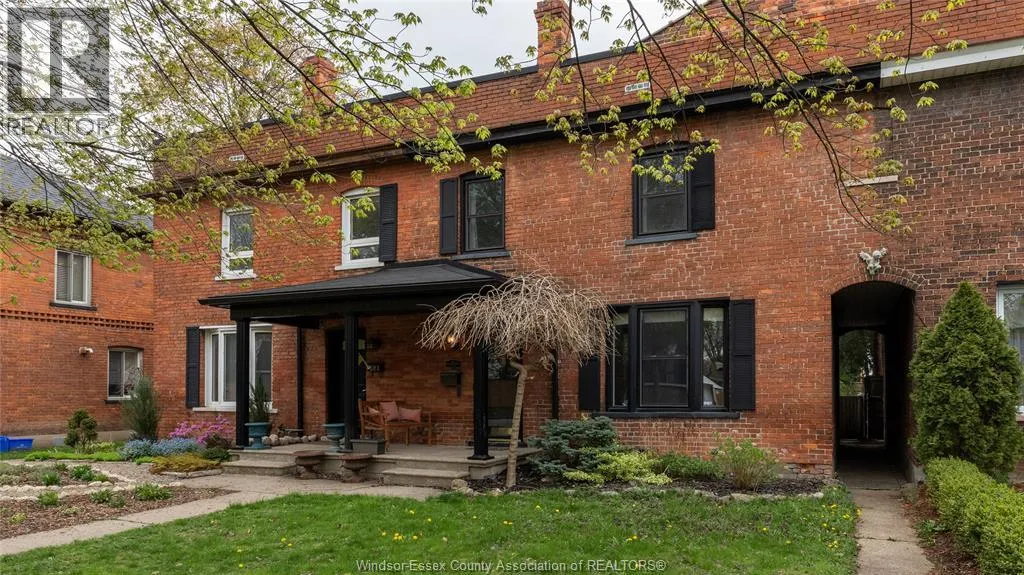 952 Monmouth