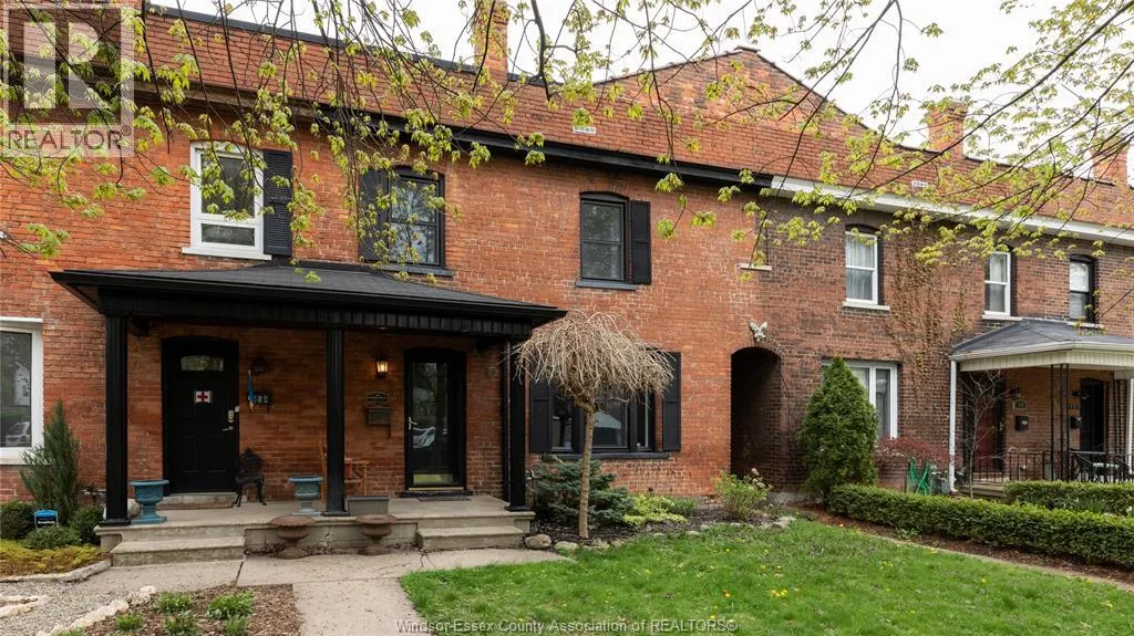 952 Monmouth