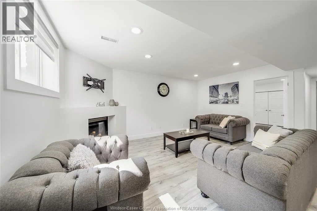 4769 JULIET CRESCENT