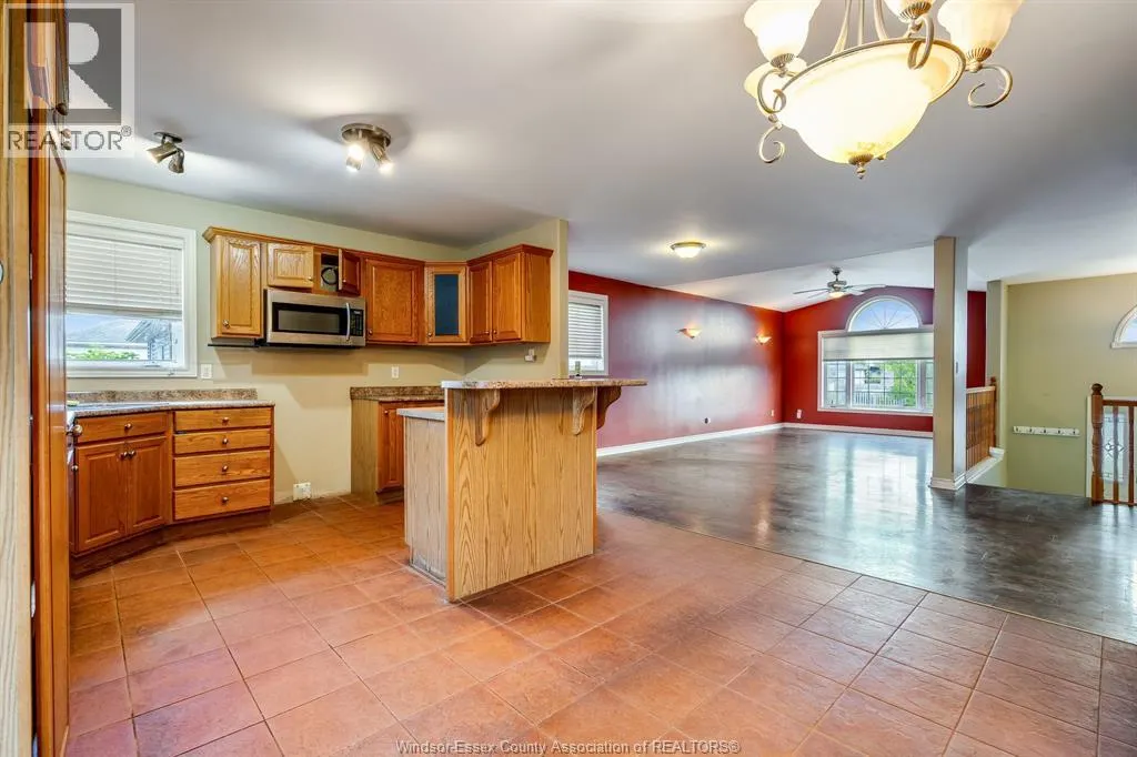 1418 McMahon
