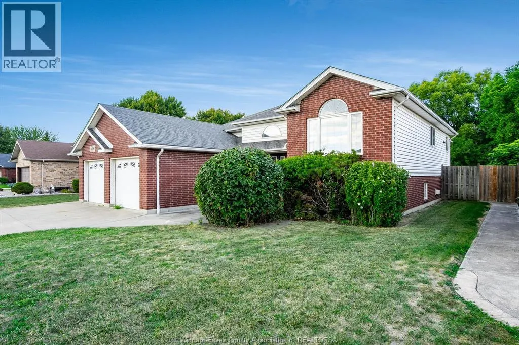 1418 McMahon