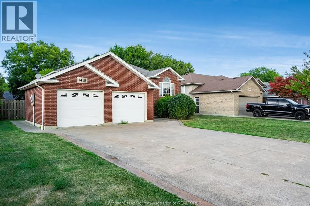 1418 McMahon