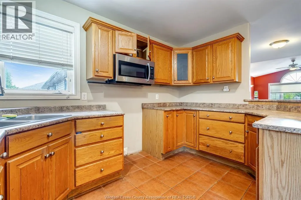 1418 McMahon