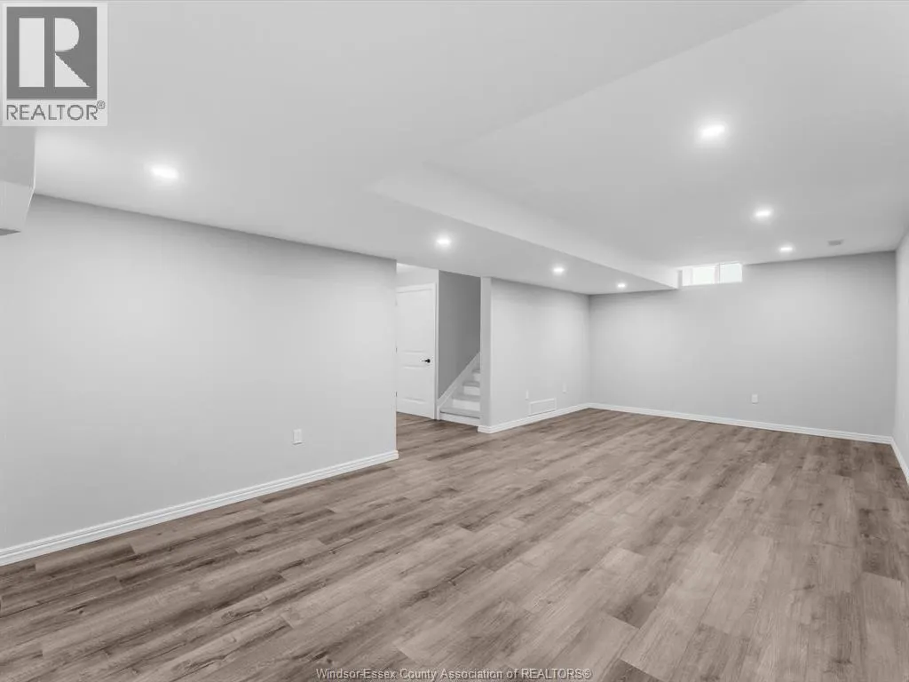 3893 ST. FRANCIS
