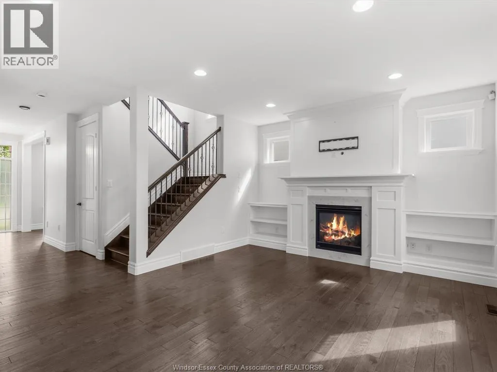 3893 ST. FRANCIS