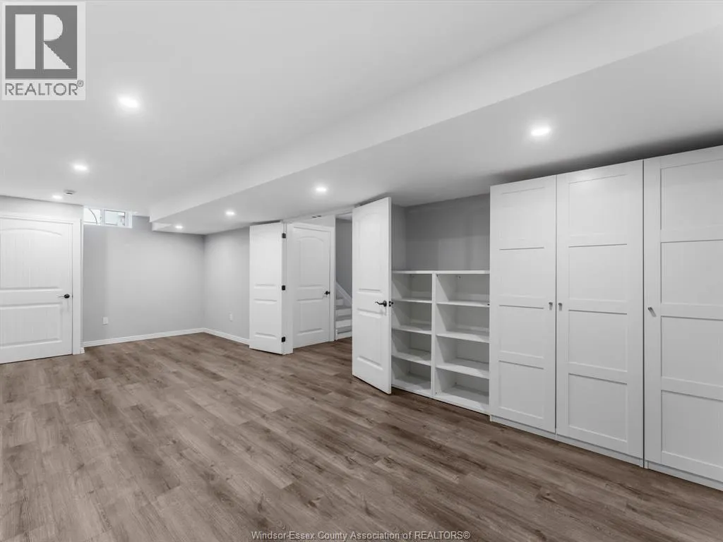 3893 ST. FRANCIS