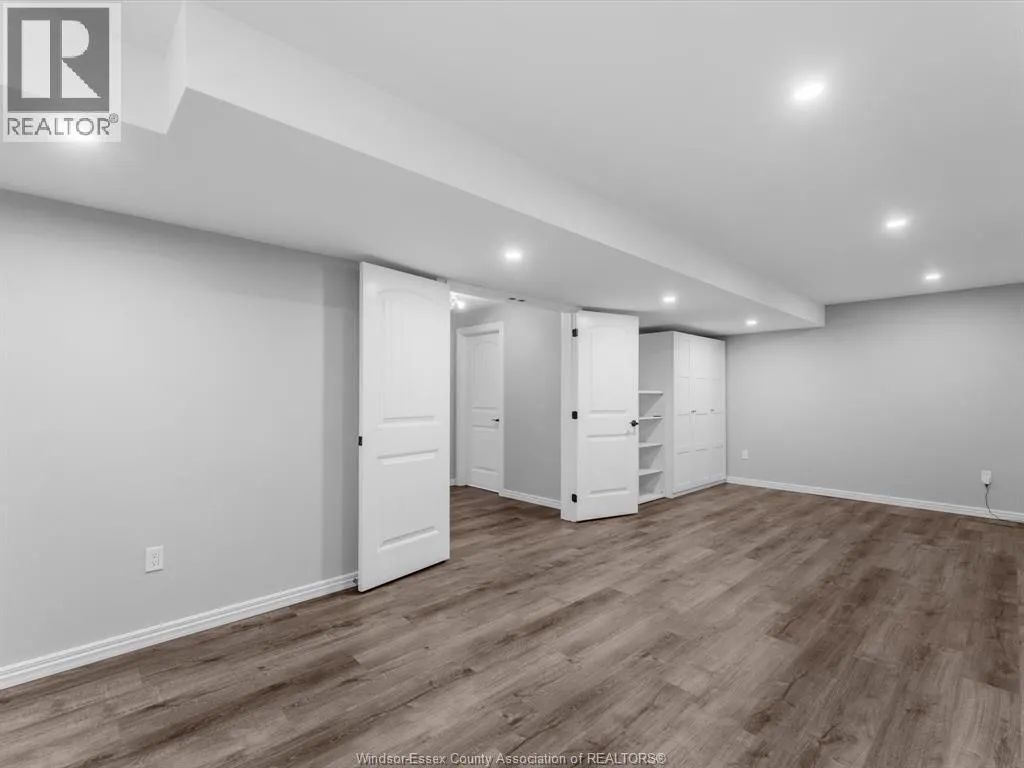 3893 ST. FRANCIS
