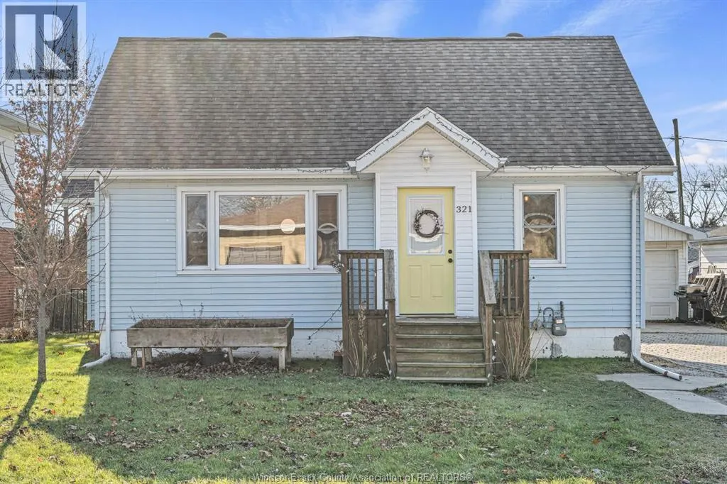 321 SINASAC STREET West