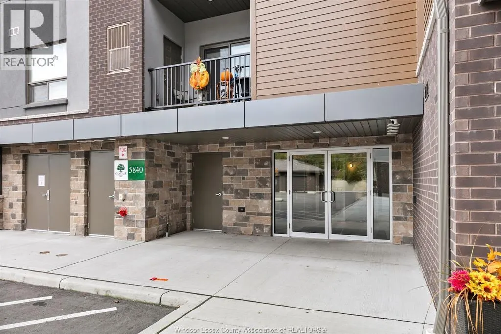 5840 NEWMAN BOULEVARD Unit# 318