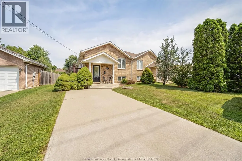 750 CABANA ROAD East