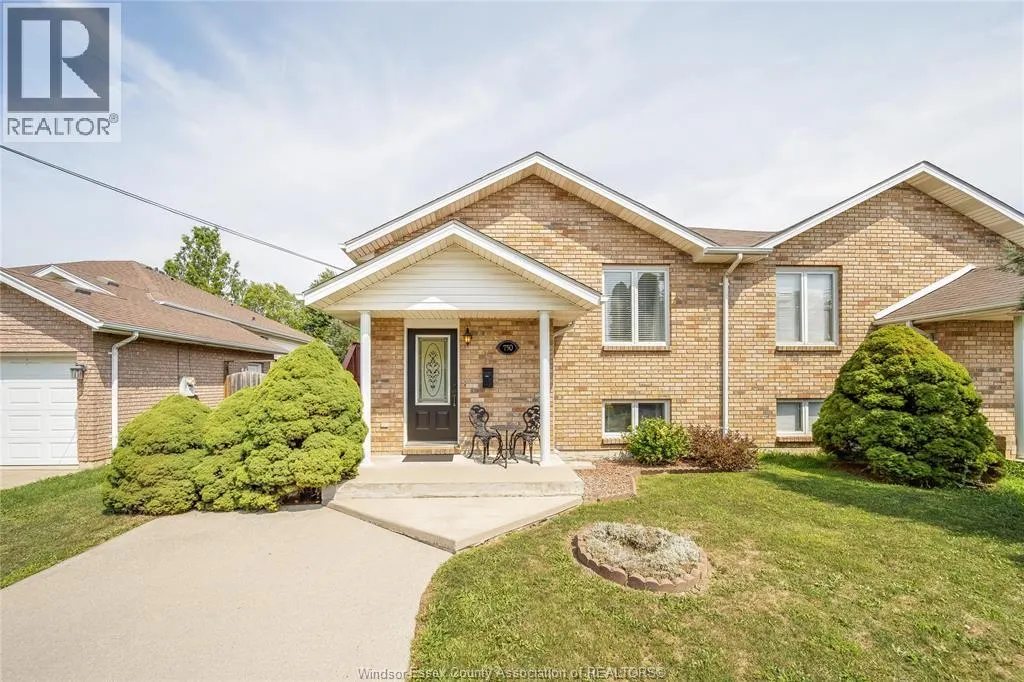 750 CABANA ROAD East