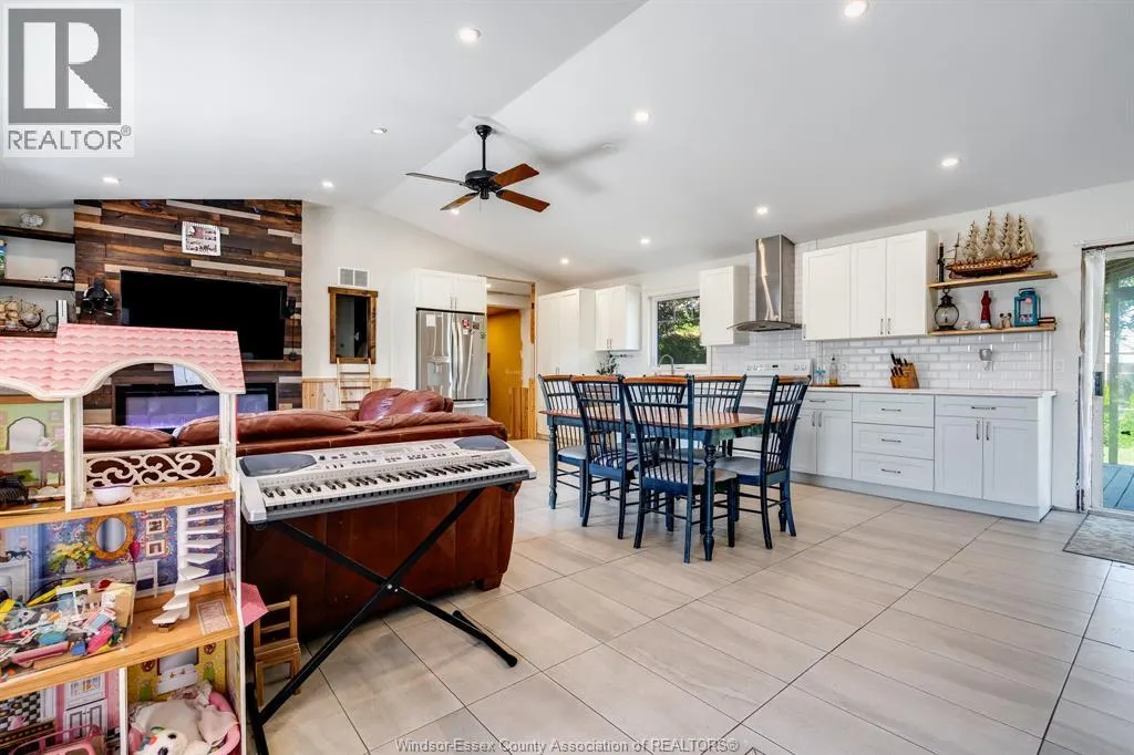 1336 Sunset Ave