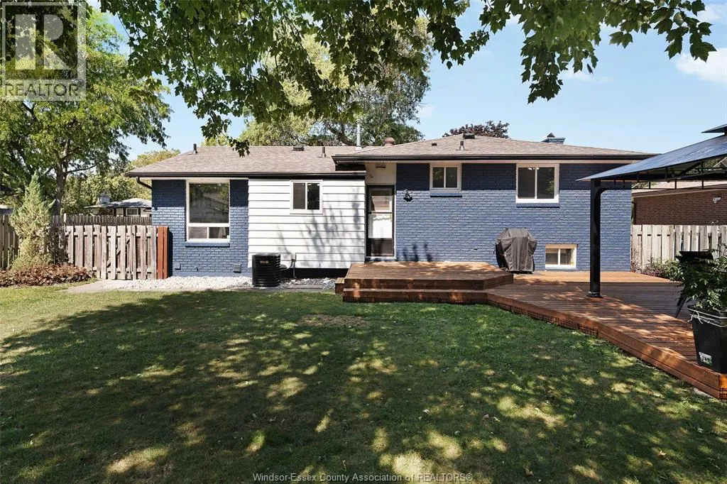 9982 KENWOOD CRESCENT