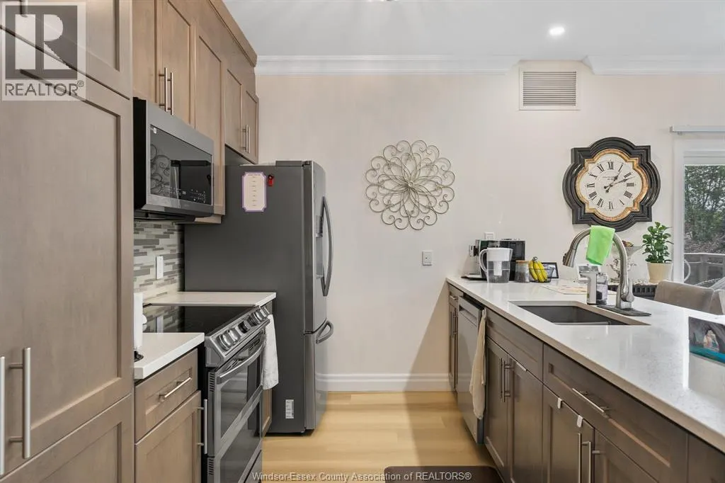 1888 WESTVIEW Unit# 205