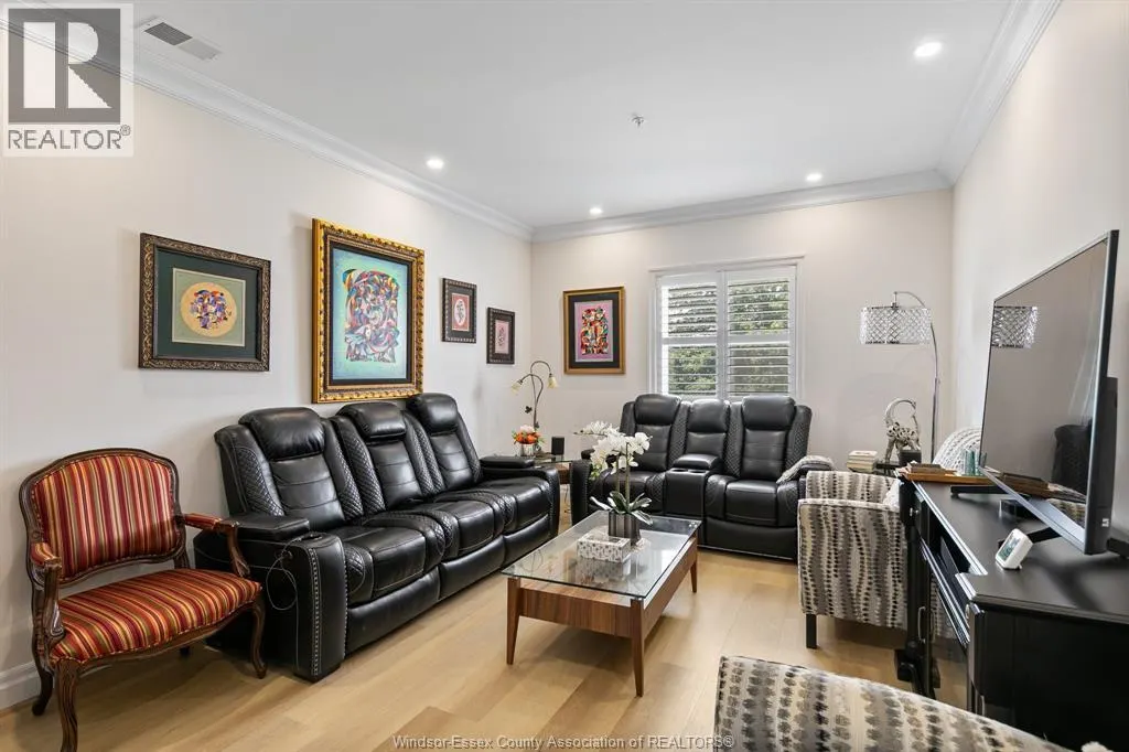 1888 WESTVIEW Unit# 205