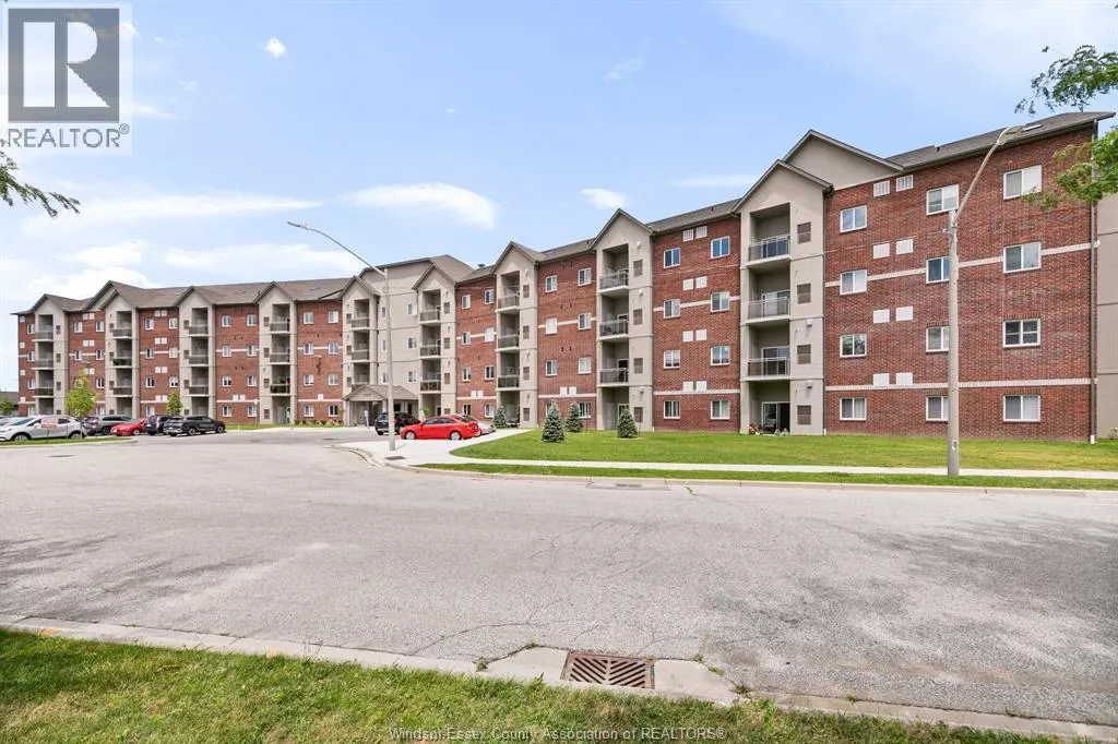 1888 WESTVIEW Unit# 205