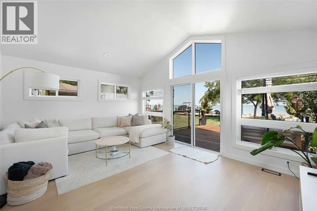 593 ROSS BEACH RD