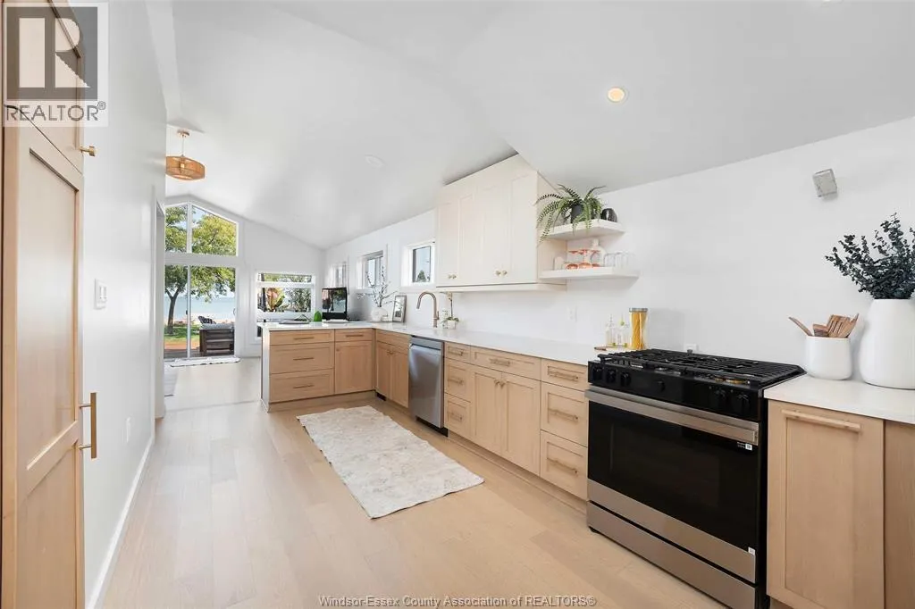 593 ROSS BEACH RD