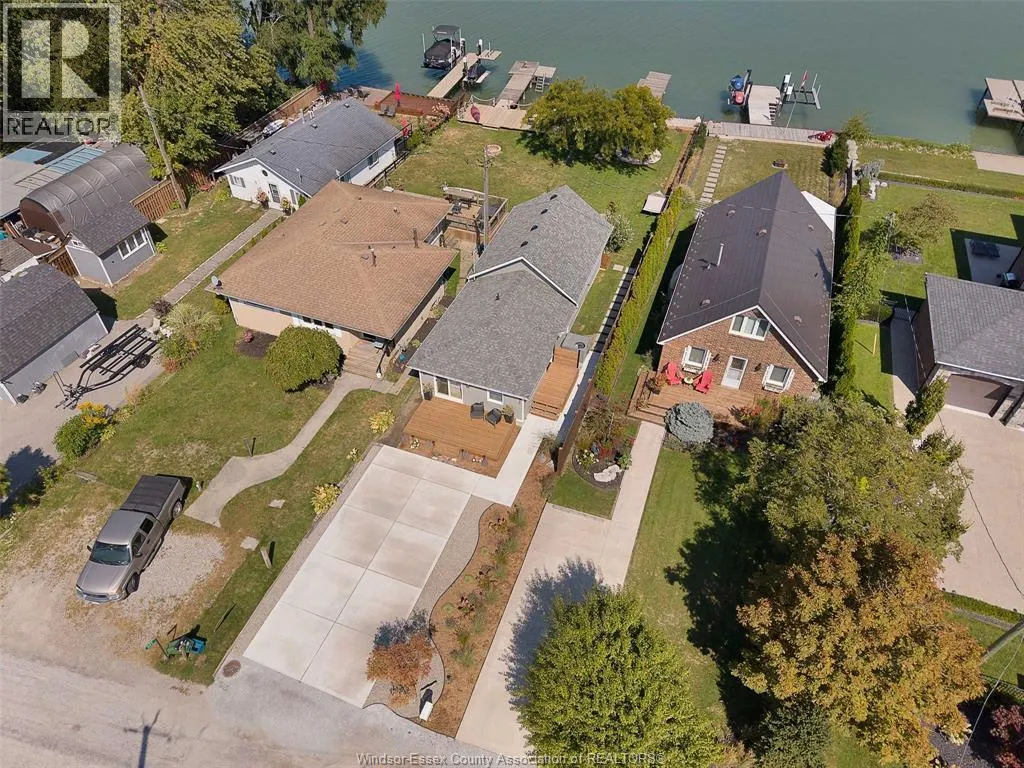 593 ROSS BEACH RD