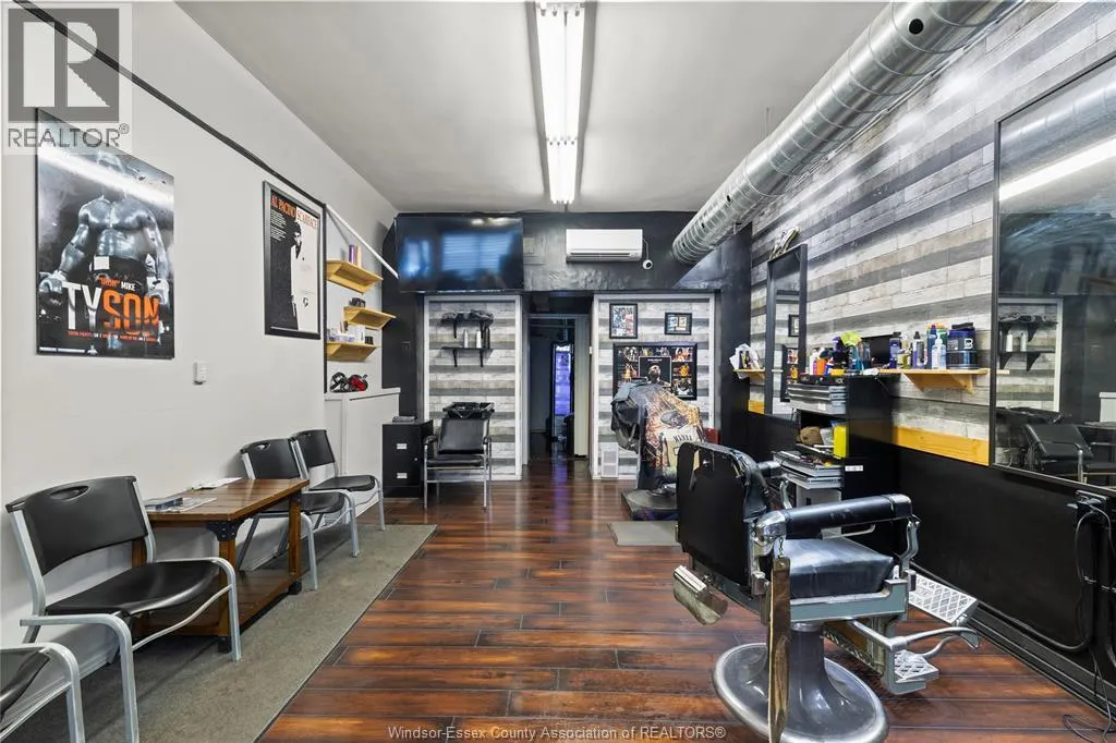 5774-5780 WYANDOTTE East