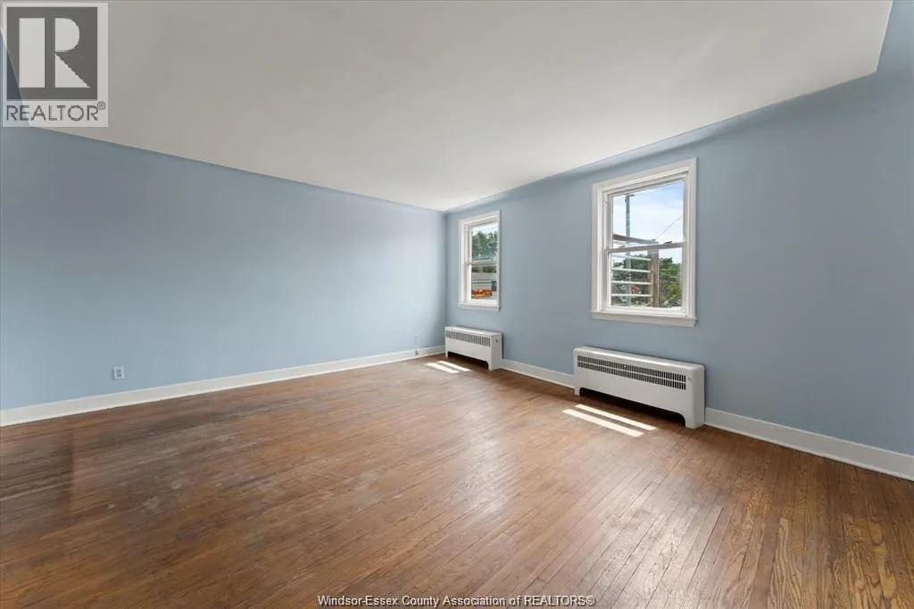 5774-5780 WYANDOTTE East