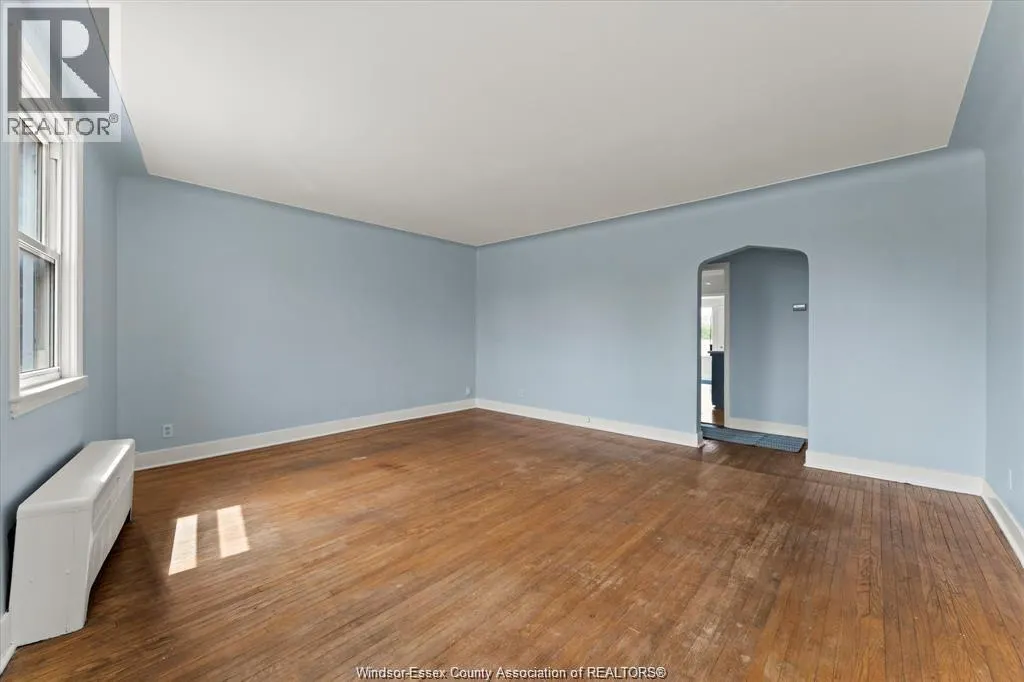 5774-5780 WYANDOTTE East