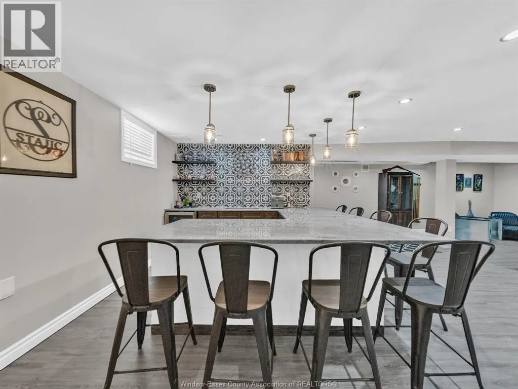118 REMO CRESCENT