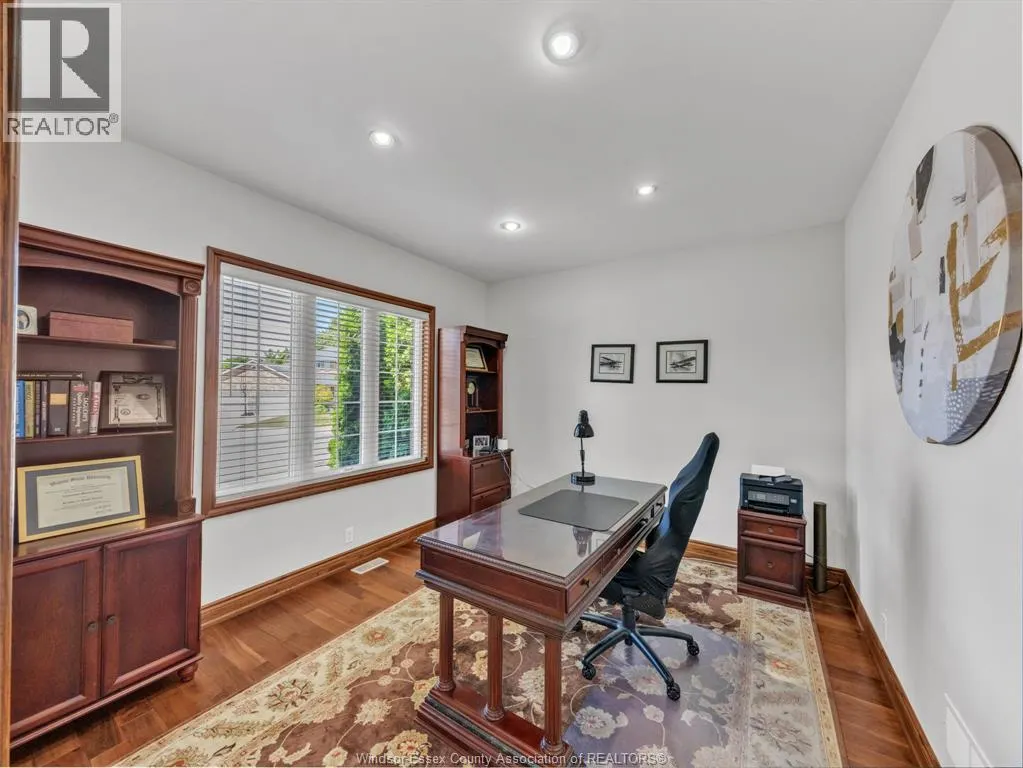 118 REMO CRESCENT