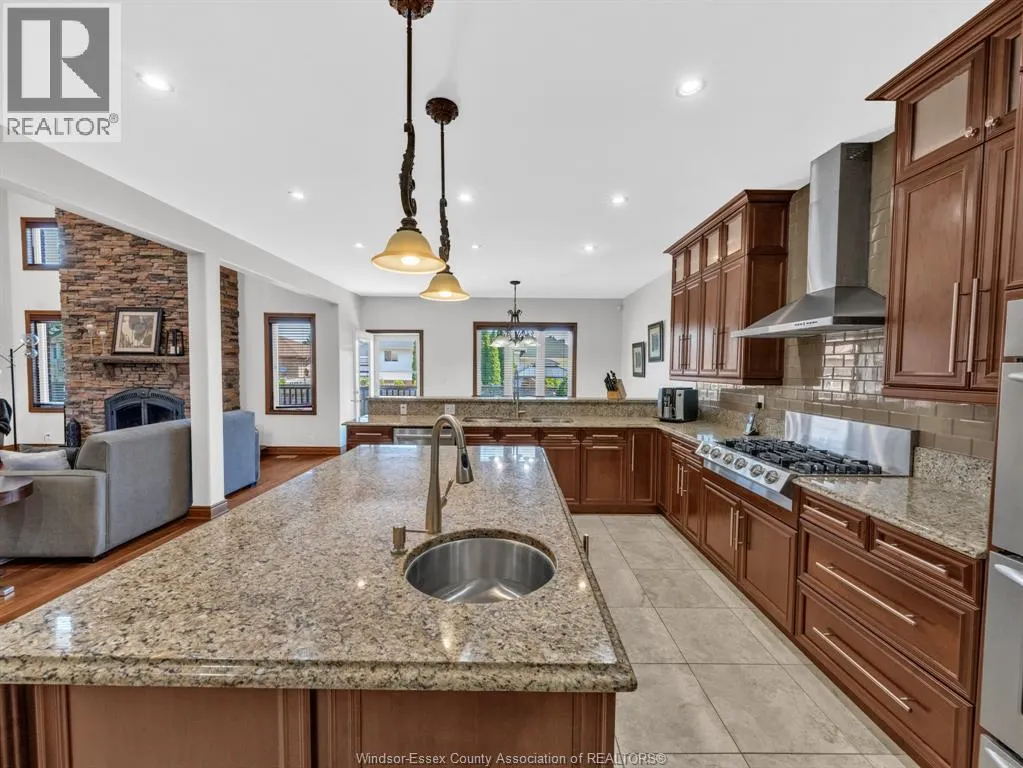 118 REMO CRESCENT