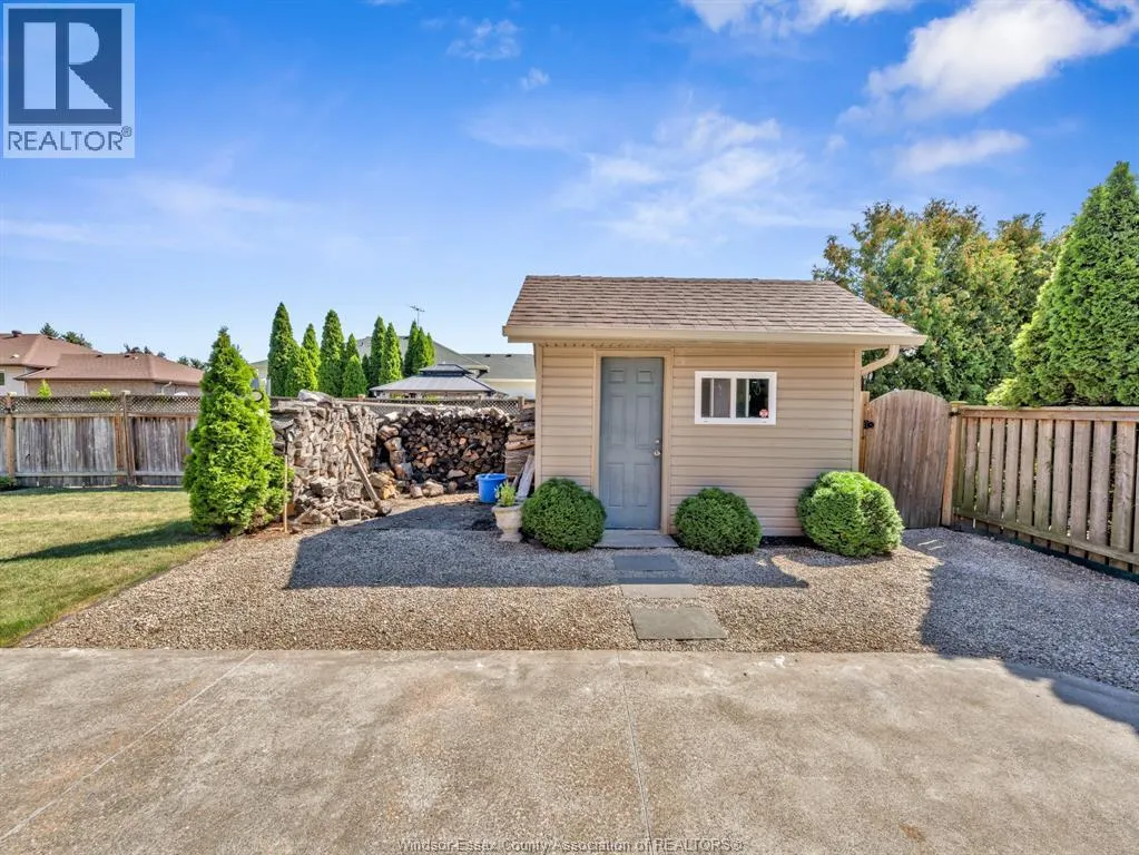 118 REMO CRESCENT