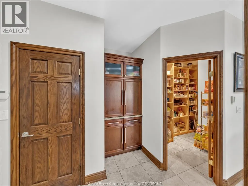 118 REMO CRESCENT