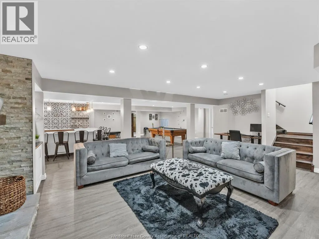 118 REMO CRESCENT