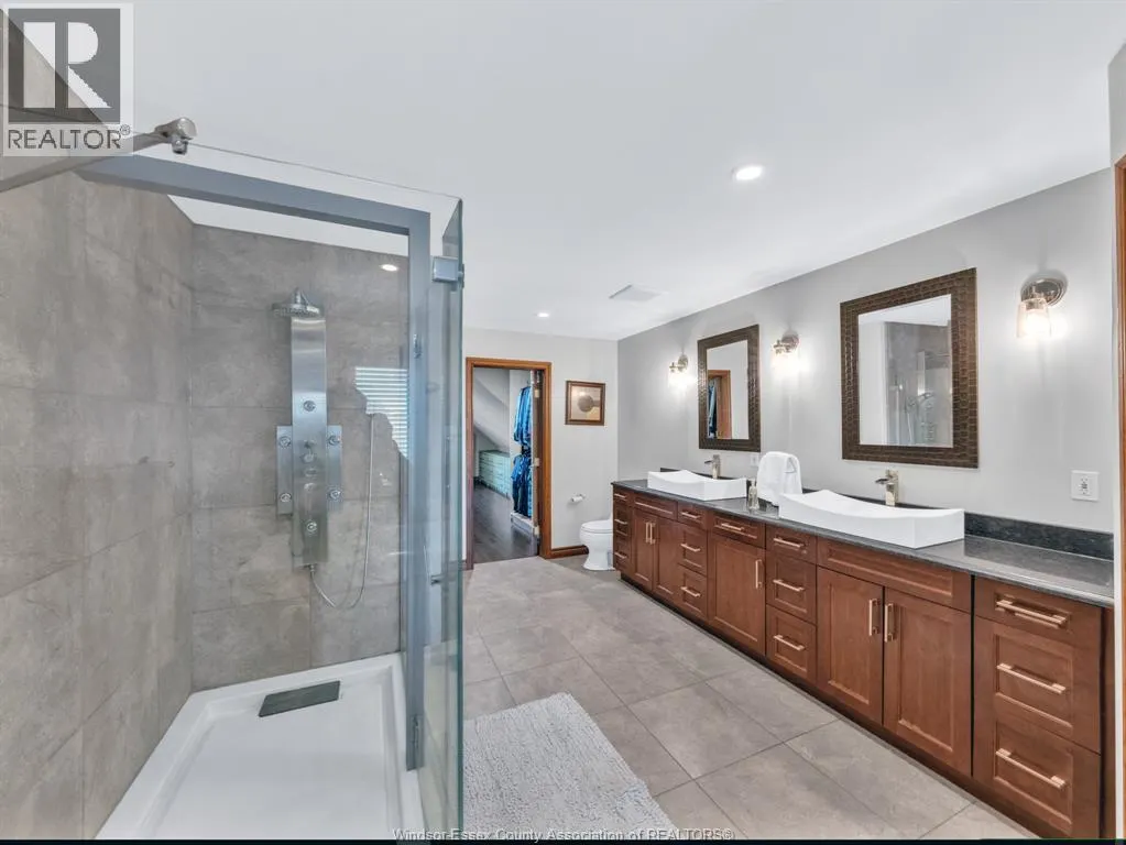 118 REMO CRESCENT